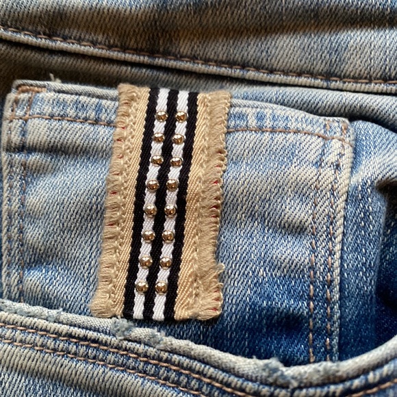 White House Black Market Blue Jeans - Picture 6 of 10